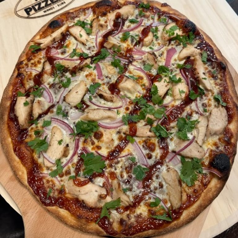 BBQ Chicken Pizza Delight